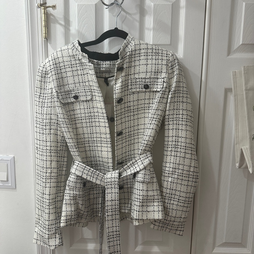 Elegant Black And White Tweed Blazer White House Black Market